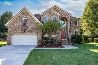 1503 Theodora CT, Chesapeake, VA 23322