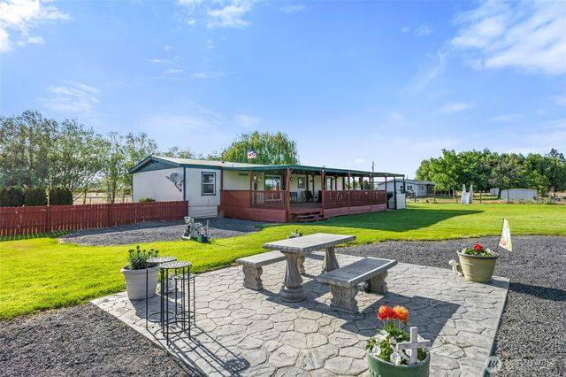 9637 H.4 Road NE, Moses Lake, WA 98837