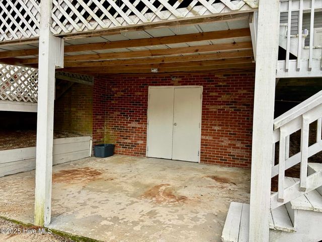 30081 W Lake Drive, Wagram, NC 28396