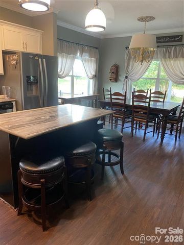 1568 John Smith Road, Columbus, NC 28722