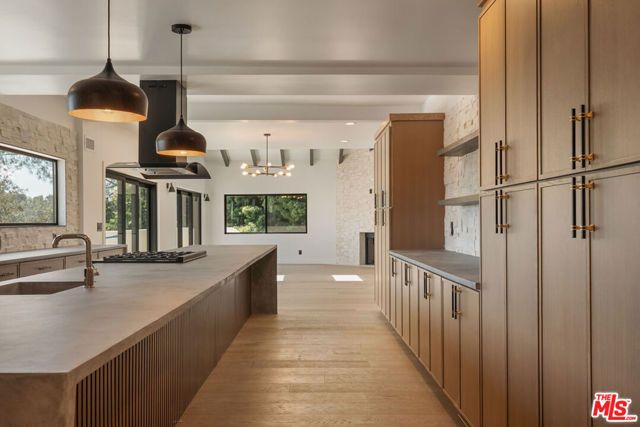 2474 Silver Ridge Avenue, Los Angeles, CA 90039