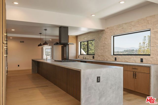 2474 Silver Ridge Avenue, Los Angeles, CA 90039