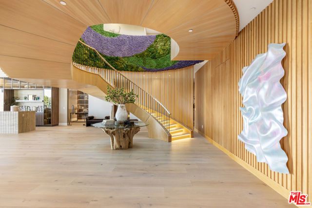 1033 Somera Road, Los Angeles, CA 90077