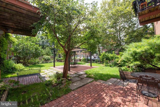 2135 E SUSQUEHANNA AVE, Philadelphia, PA 19125