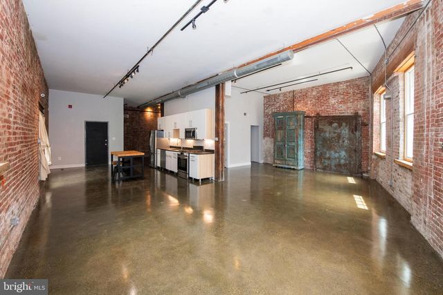 2135 E SUSQUEHANNA AVE, Philadelphia, PA 19125