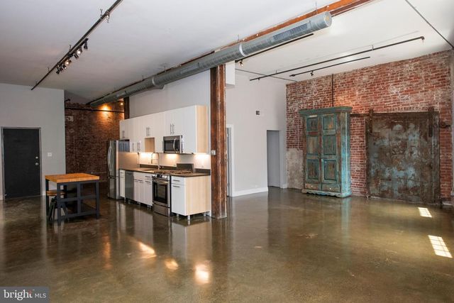 2135 E SUSQUEHANNA AVE, Philadelphia, PA 19125