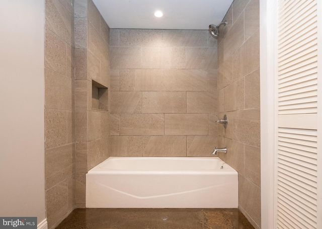 2135 E SUSQUEHANNA AVE, Philadelphia, PA 19125