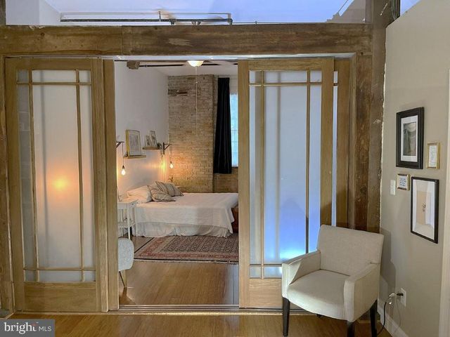 2135 E SUSQUEHANNA AVE, Philadelphia, PA 19125