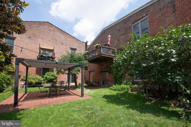 2135 E SUSQUEHANNA AVE, Philadelphia, PA 19125