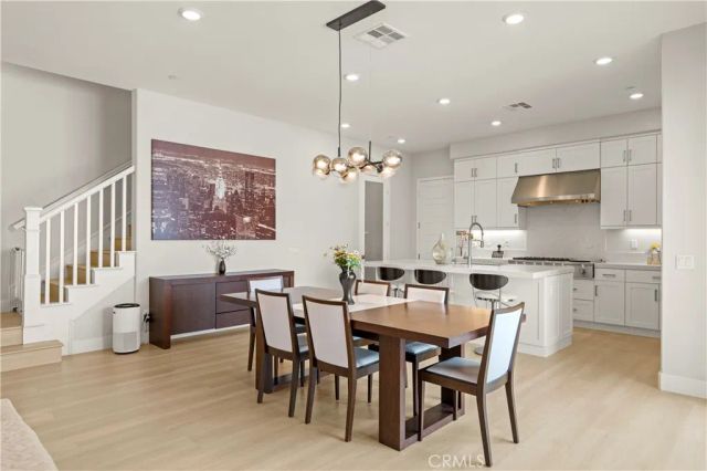 259 chorus, Irvine, CA 92618