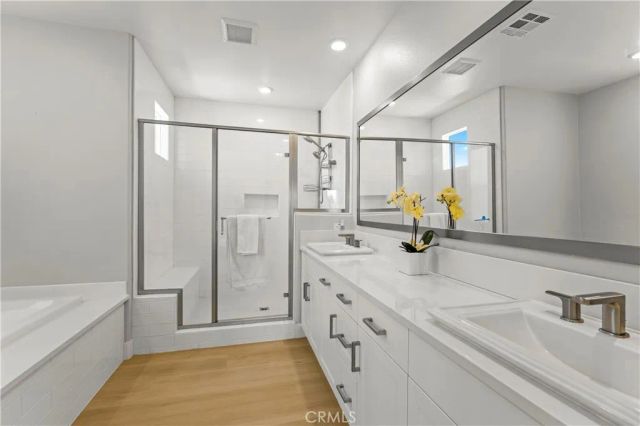 259 chorus, Irvine, CA 92618