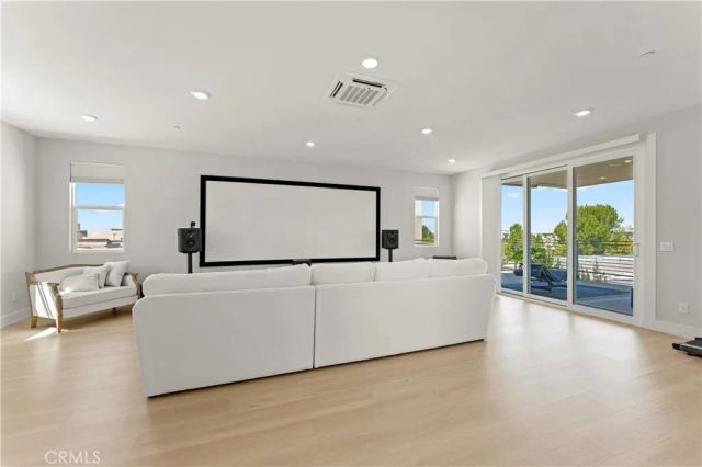 259 chorus, Irvine, CA 92618