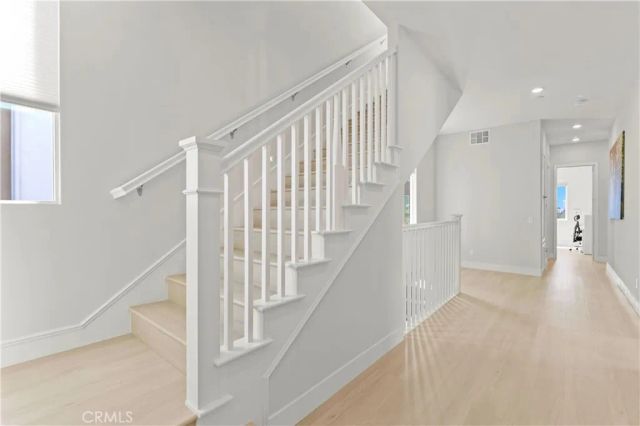 259 chorus, Irvine, CA 92618