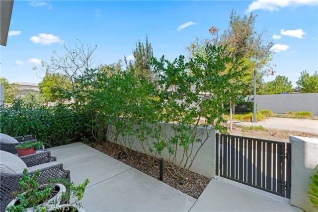 259 chorus, Irvine, CA 92618