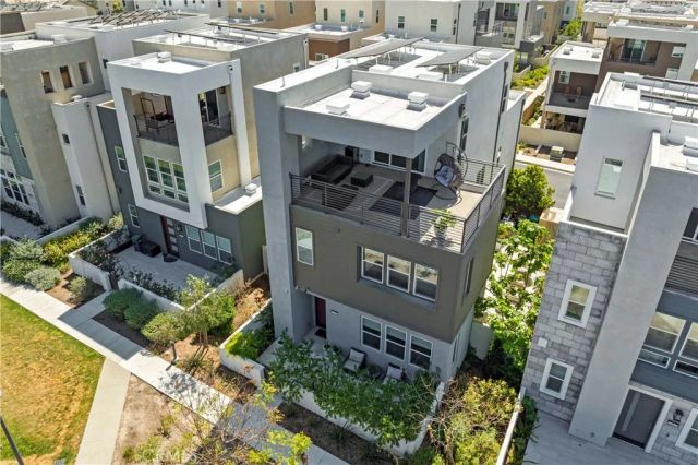 259 chorus, Irvine, CA 92618