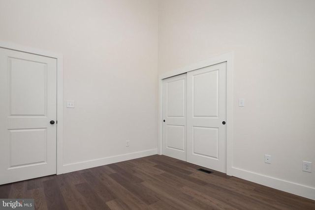 11117 EGGBORNSVILLE RD, Rixeyville, VA 22737