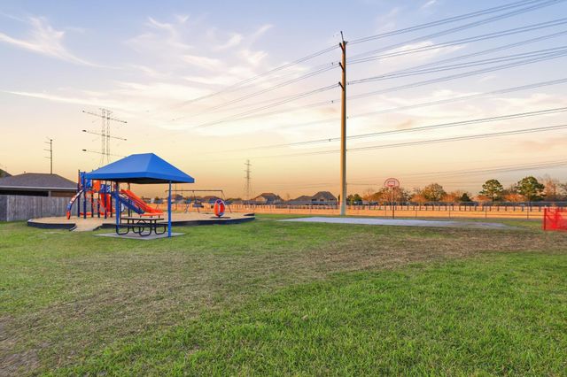 2206 Lisa Lane, Deer Park, TX 77536