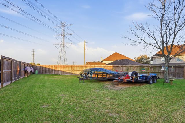 2206 Lisa Lane, Deer Park, TX 77536