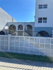 1300 W 53rd St 28, Hialeah, FL 33012