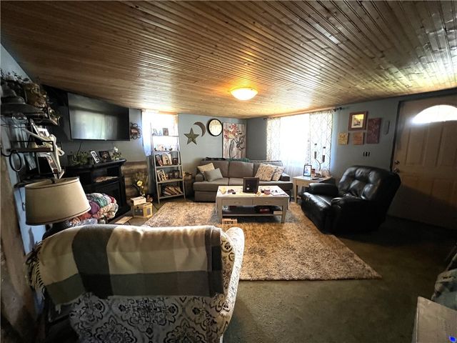 12 Johnson Hollow Road, Veteran, NY 14864