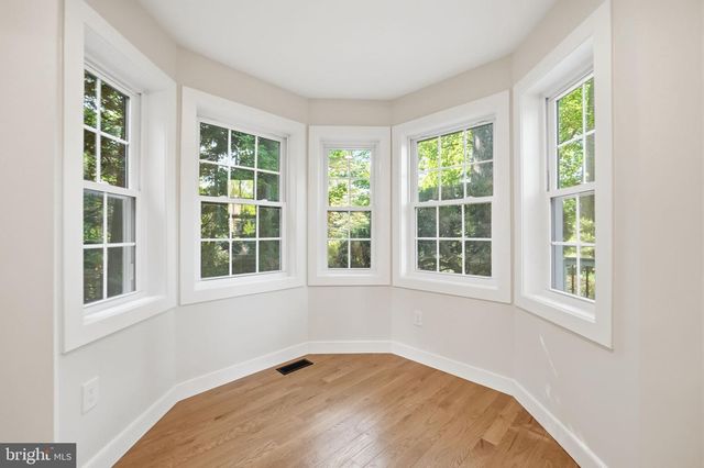 5121 WISSIOMING RD, Bethesda, MD 20816