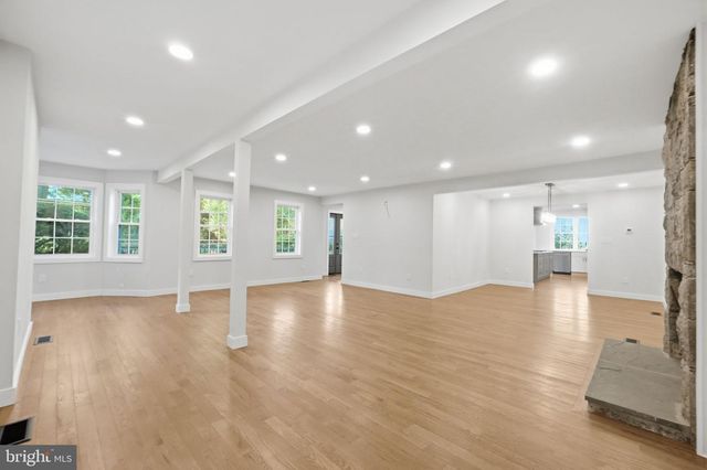 5121 WISSIOMING RD, Bethesda, MD 20816