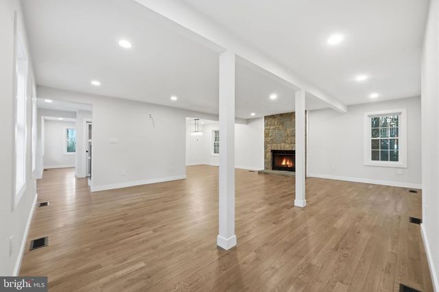 5121 WISSIOMING RD, Bethesda, MD 20816