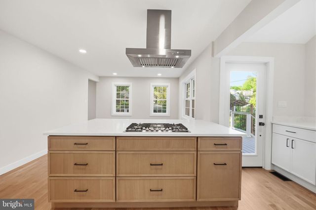 5121 WISSIOMING RD, Bethesda, MD 20816
