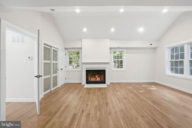 5121 WISSIOMING RD, Bethesda, MD 20816