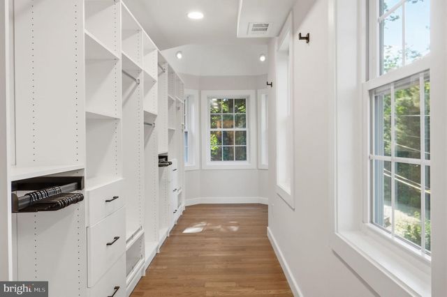 5121 WISSIOMING RD, Bethesda, MD 20816