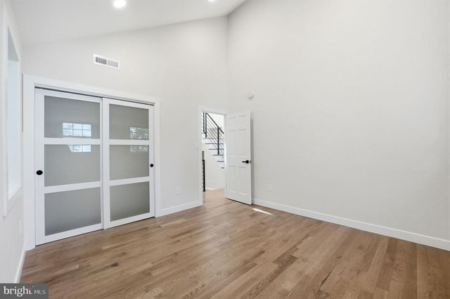 5121 WISSIOMING RD, Bethesda, MD 20816