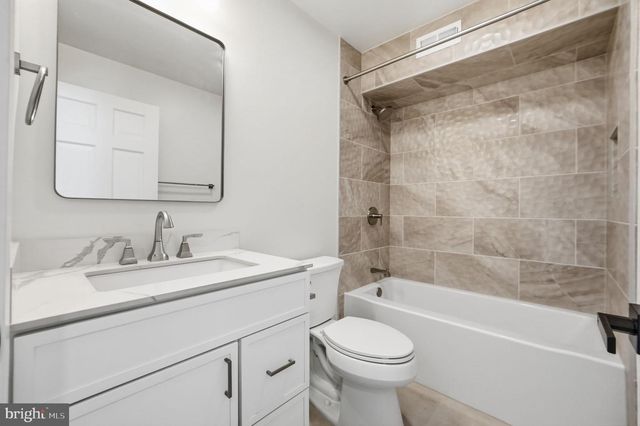 5121 WISSIOMING RD, Bethesda, MD 20816