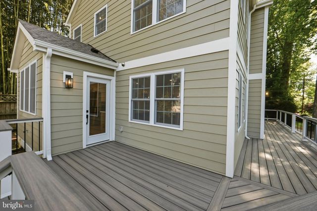 5121 WISSIOMING RD, Bethesda, MD 20816