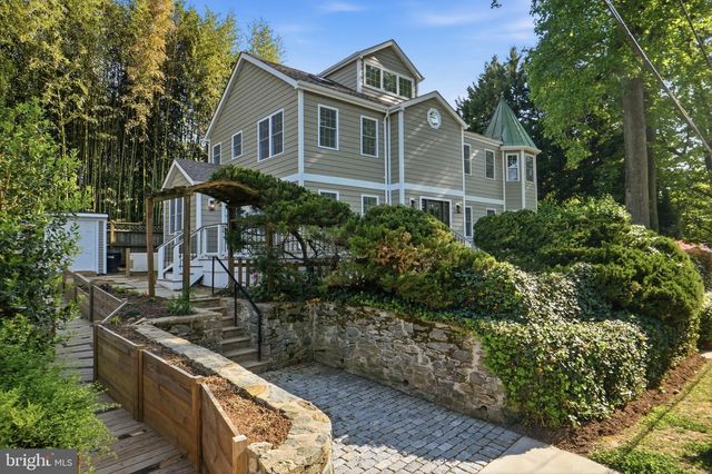 5121 WISSIOMING RD, Bethesda, MD 20816