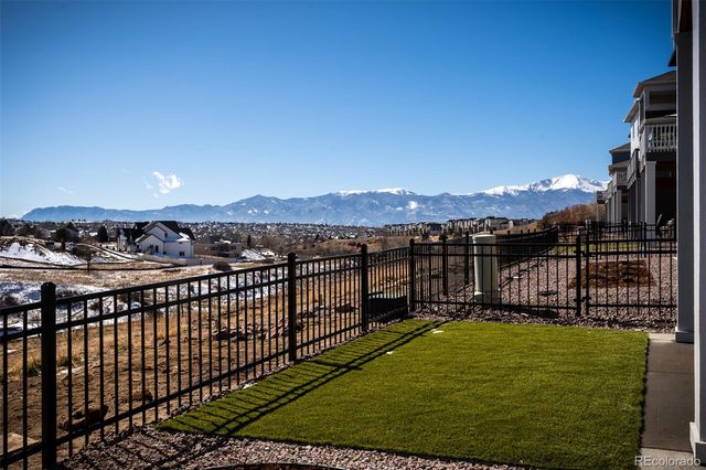 4555 Peak Crest View, Colorado Springs, CO 80918