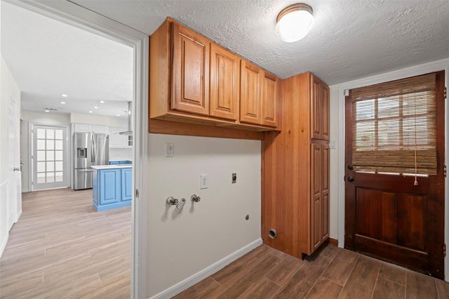 8114 Coolshire Lane, Houston, TX 77070