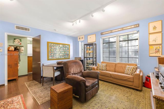 435 21st St 316, Miami Beach, FL 33139