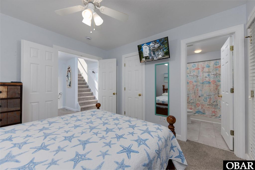 Image 15 of property listing at 1131 Gray Court lot 16, Corolla, NC 27927