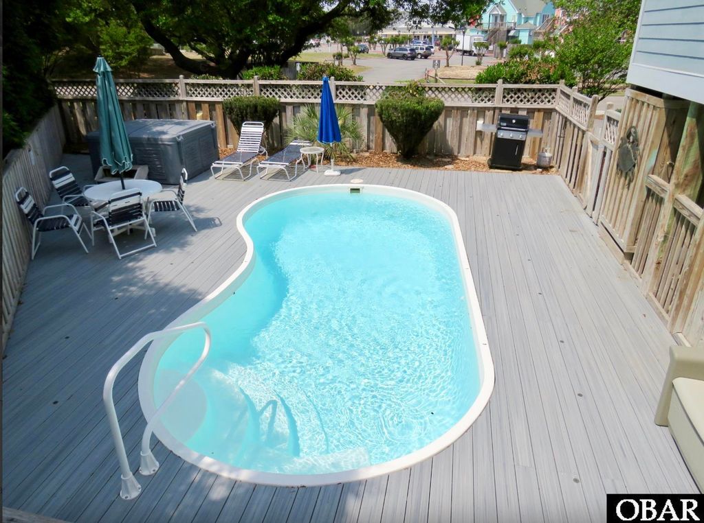 Image 34 of property listing at 1131 Gray Court lot 16, Corolla, NC 27927