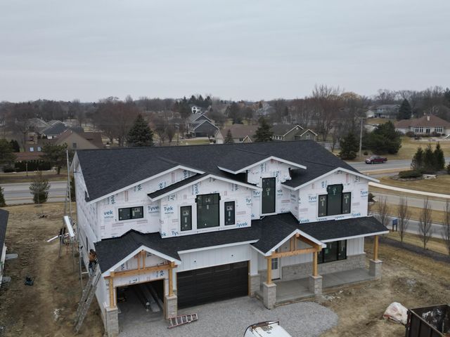 13042 Spirea Avenue, St. John, IN 46373