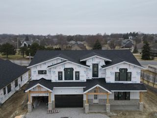 13042 Spirea Avenue, St. John, IN 46373