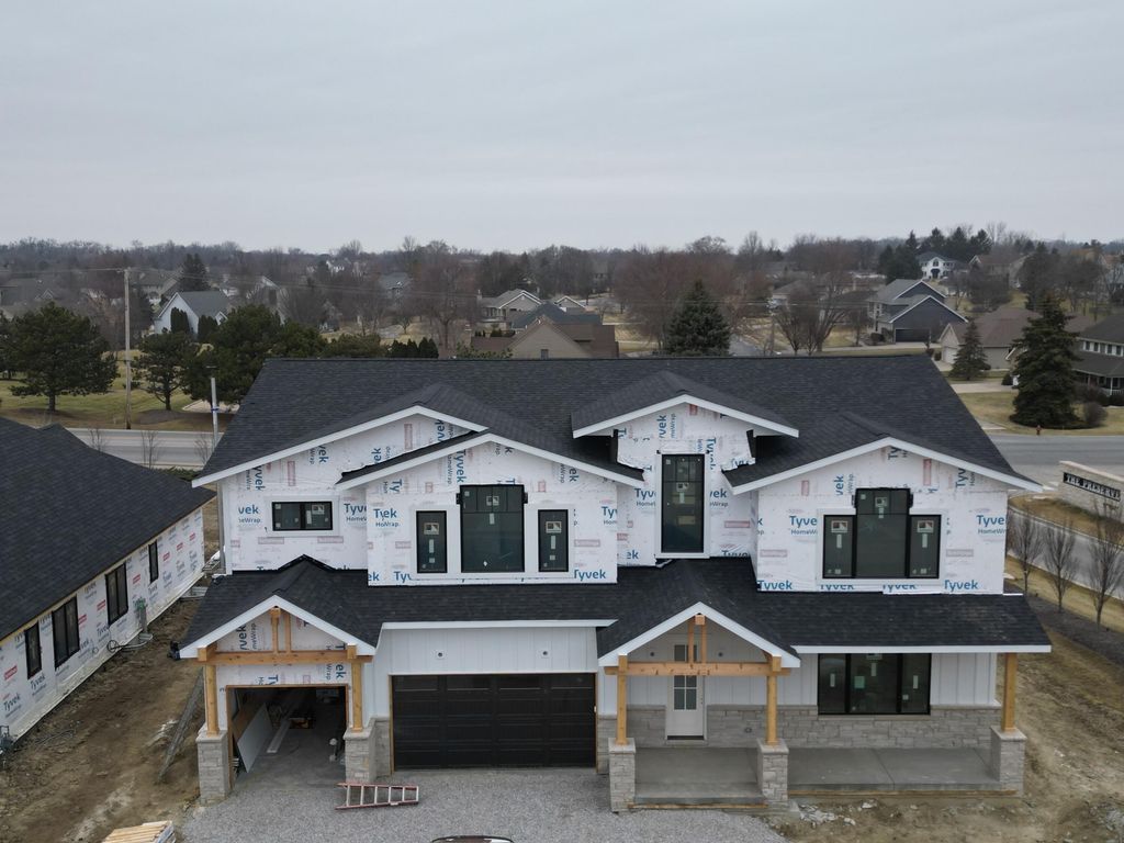 13042 Spirea Avenue, St. John, IN 46373