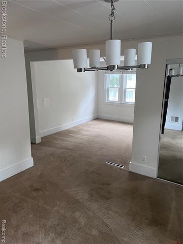 441 W Troy Street, Ferndale, MI 48220