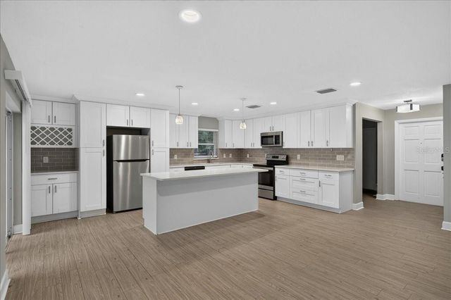 795 7TH STREET S, Safety Harbor, FL 34695