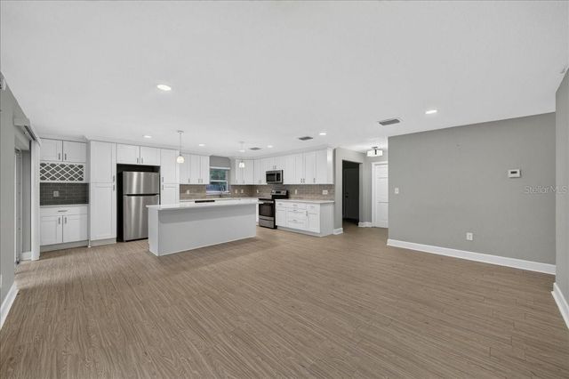 795 7TH STREET S, Safety Harbor, FL 34695
