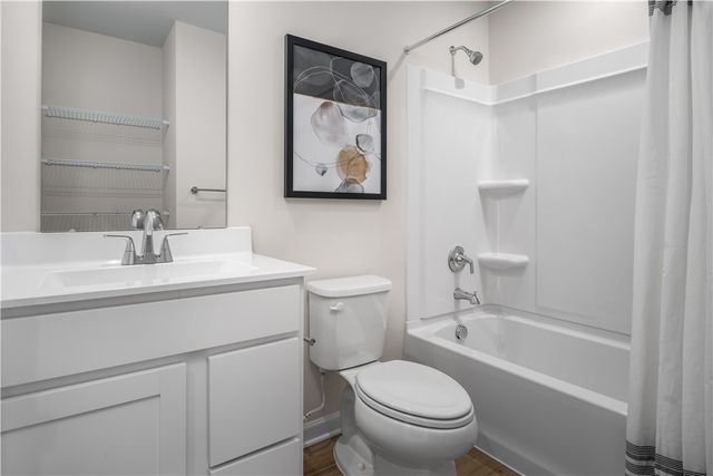 159 White Oak Drive B, Evans City, PA 16033