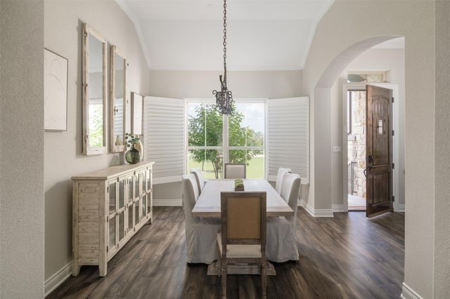 893 Blue Ridge DR, Dripping Springs, TX 78620