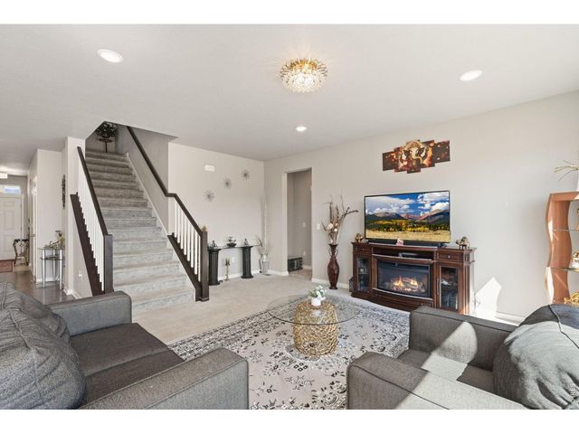 4420 Lyceum Ct, Timnath, CO 80547