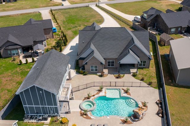 7566 Don Bruce Ct, Christiana, TN 37037