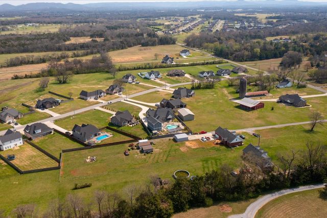 7566 Don Bruce Ct, Christiana, TN 37037